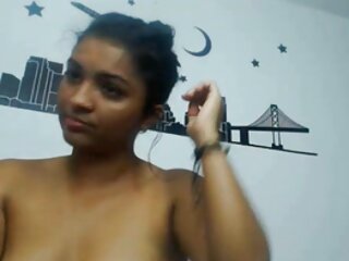 Bánh rán rơi trong tắm lớn và kết thúc xxx nhật với Nữ